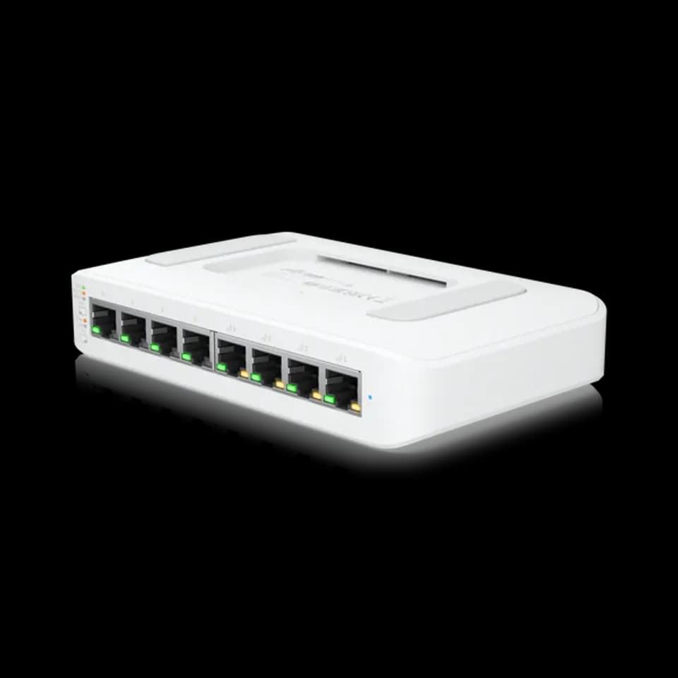 UniFi Switch Lite 8 PoE 交換器 | 8埠 Gigabit PoE供電網管型交換器 | Ubiquiti 網路交換機