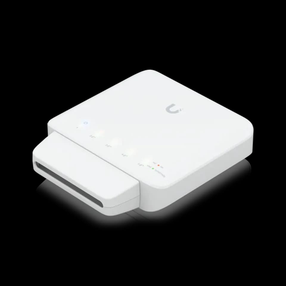 UniFi Switch Flex 交換器 | 5埠 Gigabit PoE 網管型交換機 | Ubiquiti 室內外靈活安裝交換器
