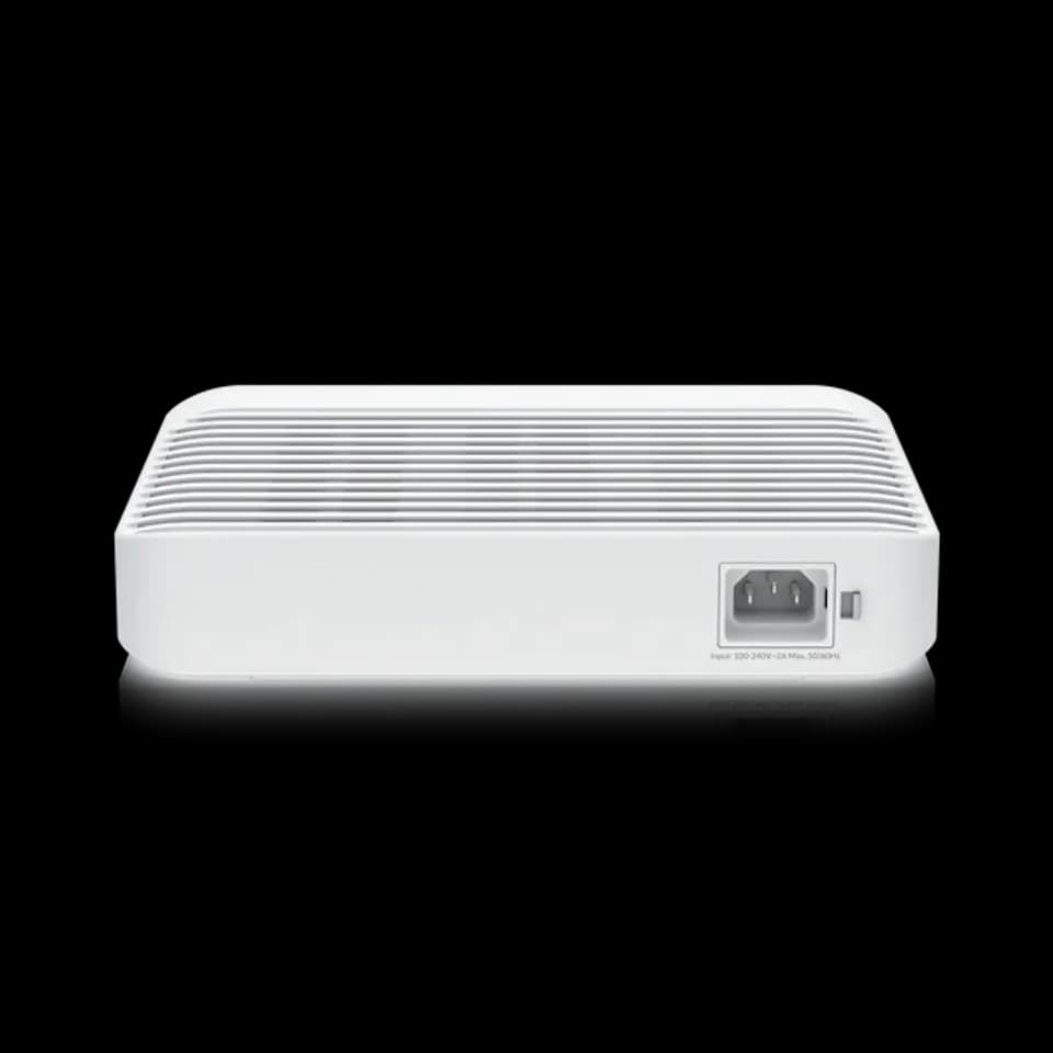 UniFi Switch Enterprise 8 PoE 專業級網管交換器｜8埠 PoE+｜2埠10G SFP+上行｜雲端集中管理