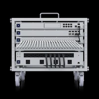 UniFi Toolless Mini Rack 免工具夢幻機櫃